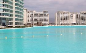 Resort Urbano Laguna del Mar